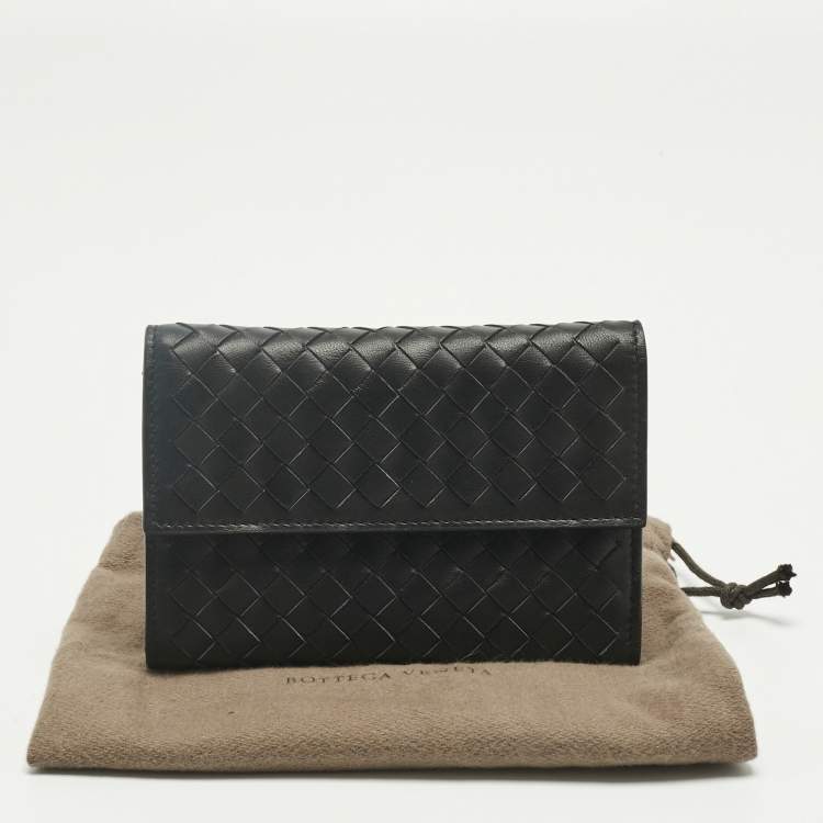 Pre Owned Bottega Veneta Black Intrecciato Leather Trifold Flap Wallet