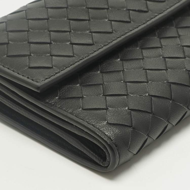 Pre Owned Bottega Veneta Black Intrecciato Leather Trifold Flap Wallet