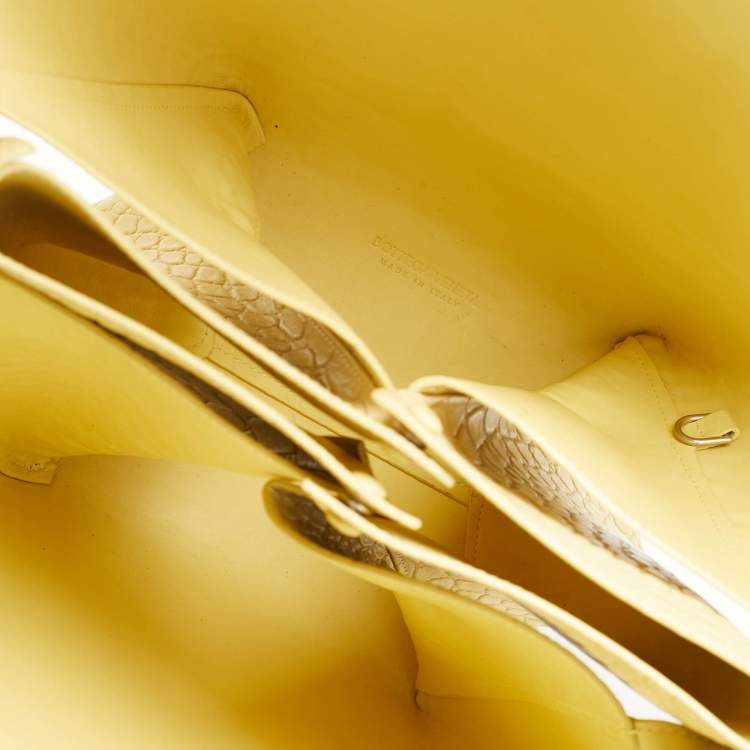 Pre Owned Bottega Veneta Yellow Crocodile Embossed Leather Doll Tote