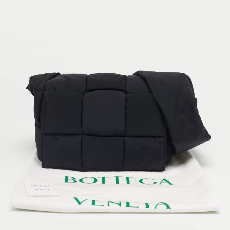 Pre Owned Bottega Veneta Black Intreccio Nylon Medium Cassette Shoulder Bag