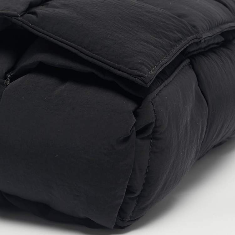 Pre Owned Bottega Veneta Black Intreccio Nylon Medium Cassette Shoulder Bag