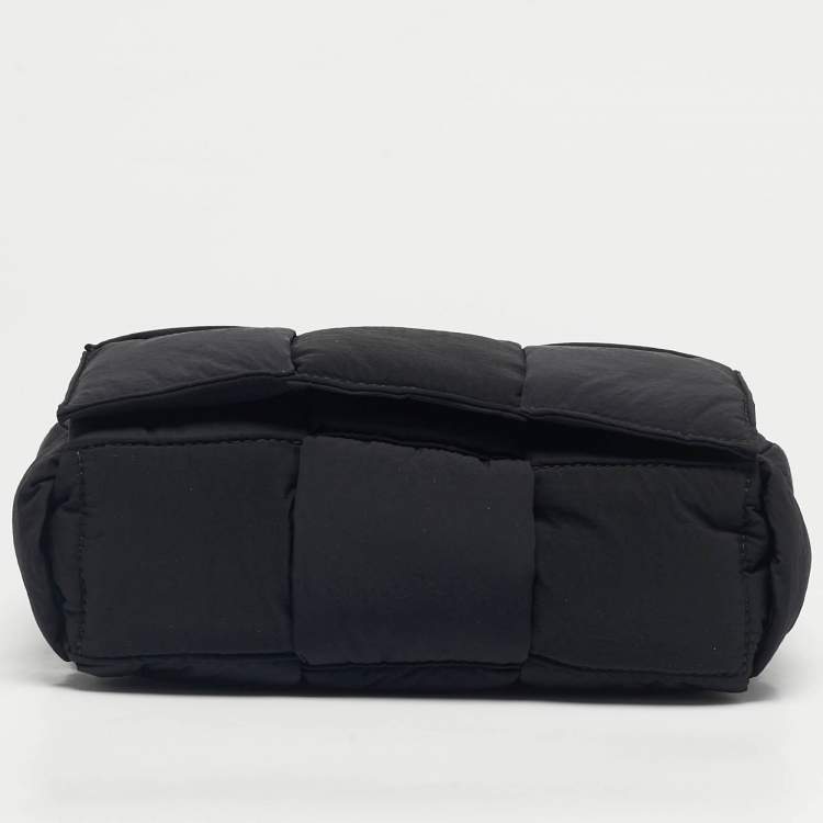 Pre Owned Bottega Veneta Black Intreccio Nylon Medium Cassette Shoulder Bag