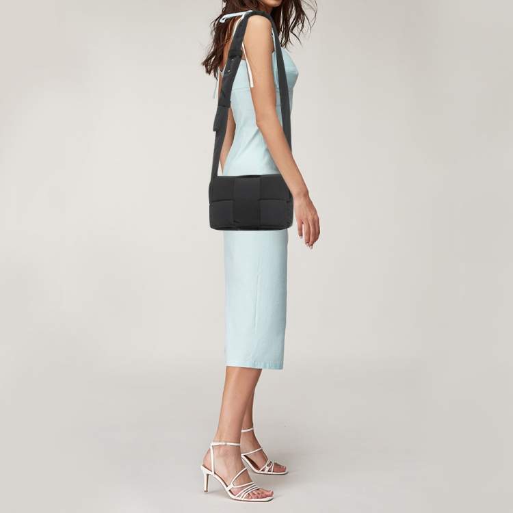 Pre Owned Bottega Veneta Black Intreccio Nylon Medium Cassette Shoulder Bag