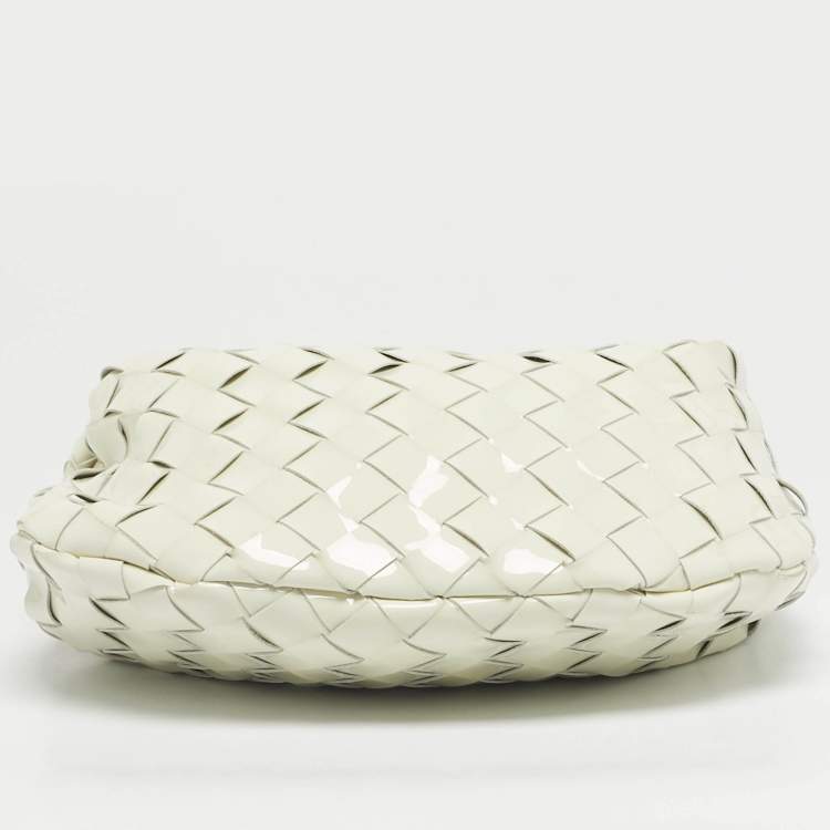 Pre Owned Bottega Veneta White Intrecciato Patent Leather Mini Jodie Hobo