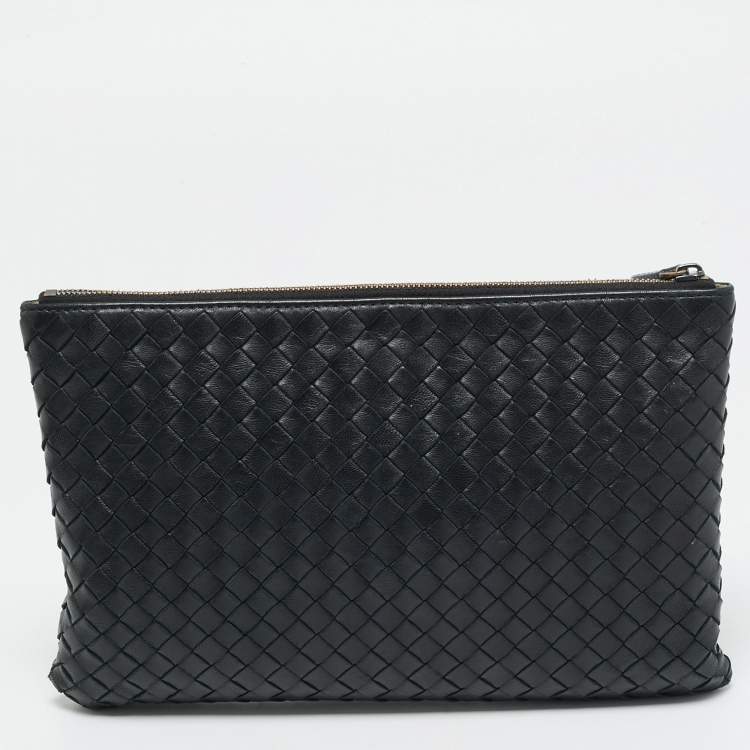 Pre Owned Bottega Veneta Black Intrecciato Leather Zip Flat Clutch