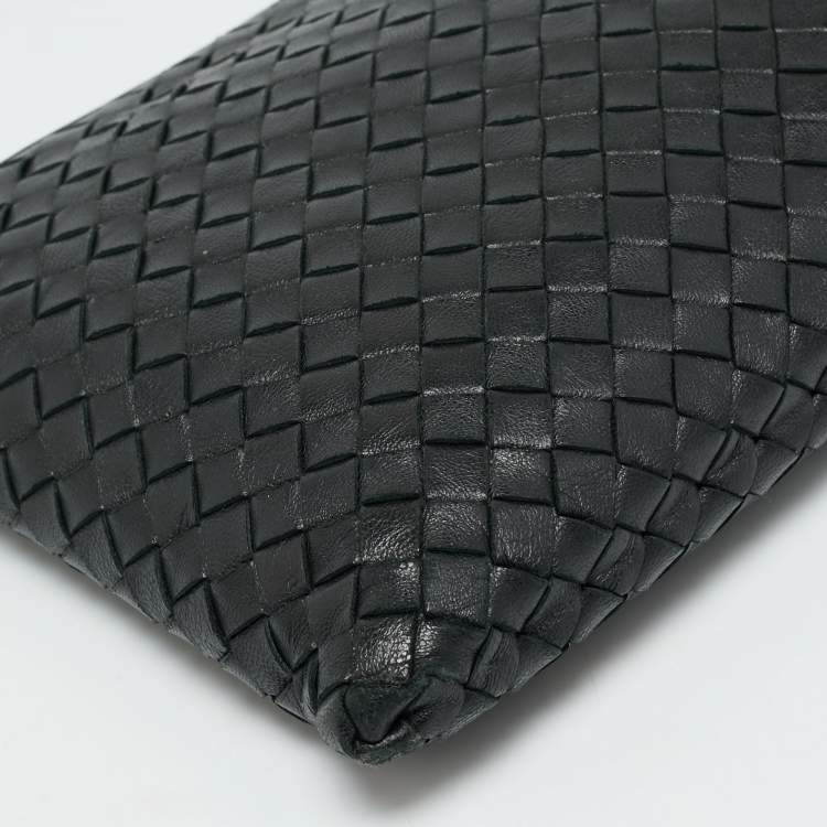 Pre Owned Bottega Veneta Black Intrecciato Leather Zip Flat Clutch