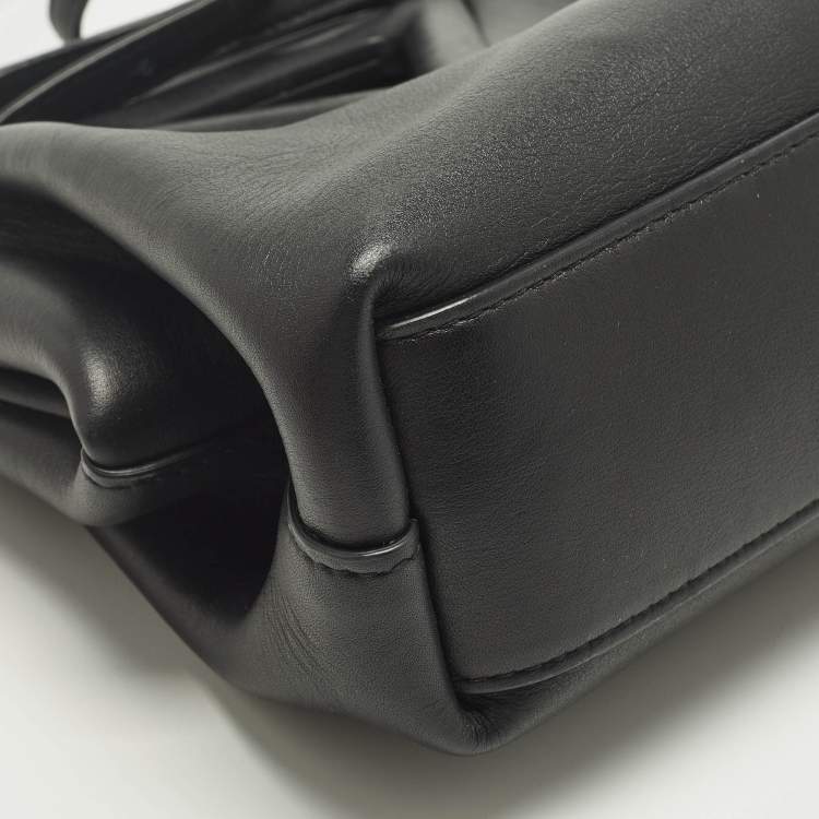 Pre Owned Bottega Veneta The Point Small Black Leather Crossbody Bag