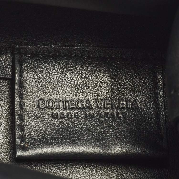 Pre Owned Bottega Veneta The Point Small Black Leather Crossbody Bag