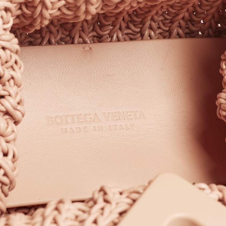 Pre Owned Bottega Veneta The Point Small Peach Woven Leather Crossbody Bag