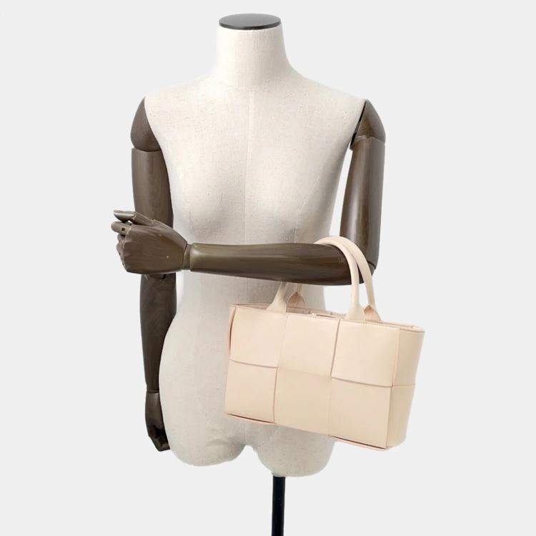 Pre Owned Bottega Veneta Intrecciato Arco 2Way A Tote Bag Macaron Lambskin Size Mini
