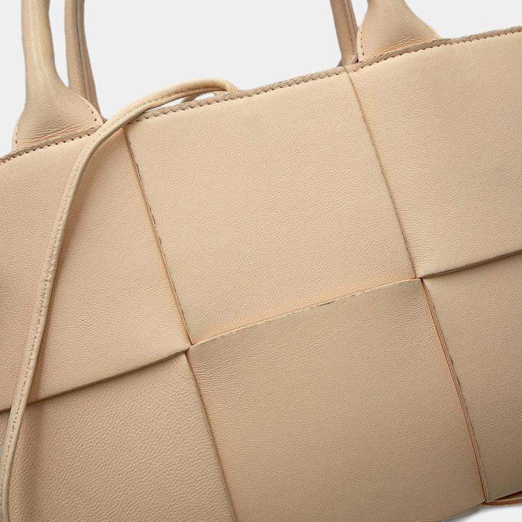 Pre Owned Bottega Veneta Intrecciato Arco 2Way A Tote Bag Macaron Lambskin Size Mini
