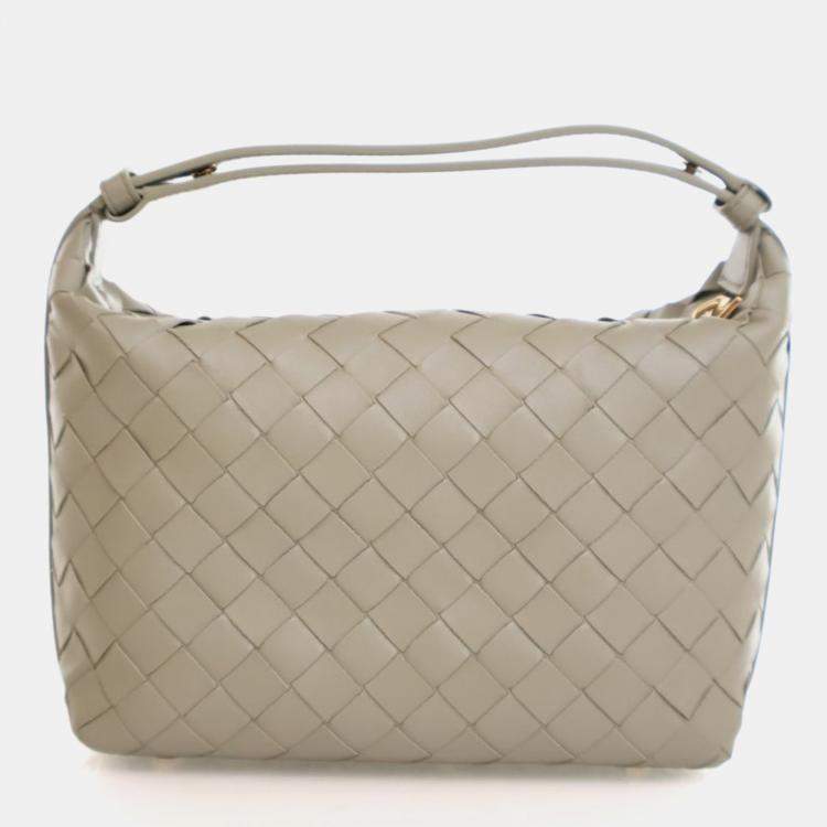 مملوكة مسبقًا Bottega Veneta Small Intrecciato Calfskin Wallace