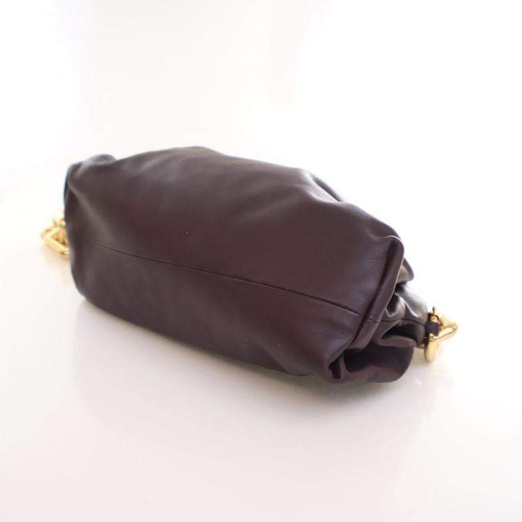 Pre Owned Bottega Venata Large Calfskin The Chain Pouch