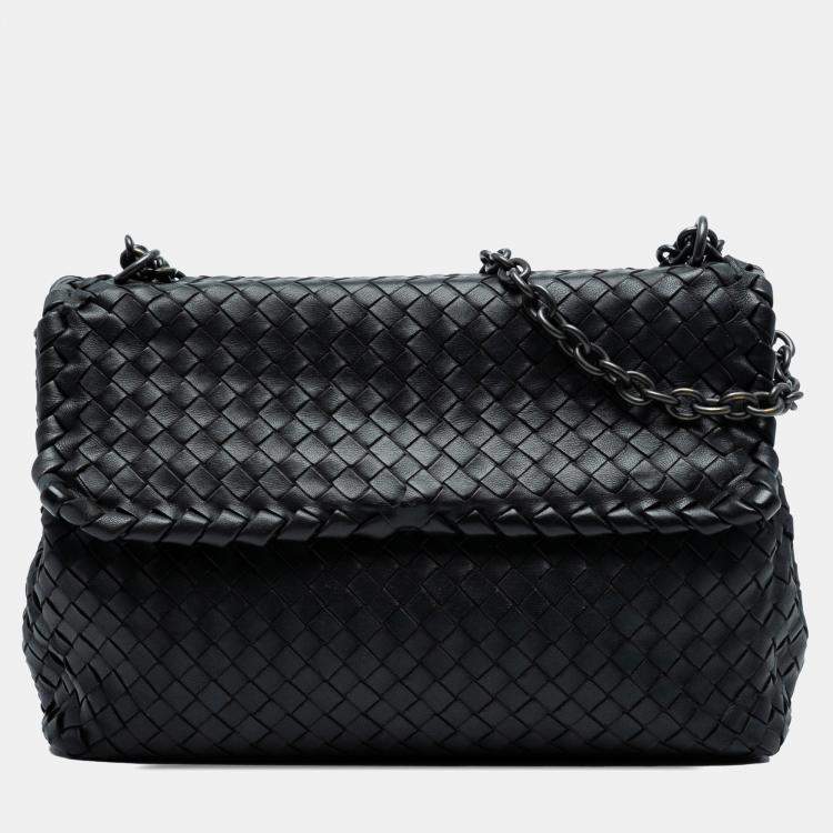 مملوكة مسبقًا Bottega Veneta Black Medium Nappa Intrecciato Olimpia Shoulder Bag