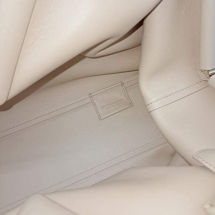 Pre Owned Bottega Veneta Beige Leather Point Bag