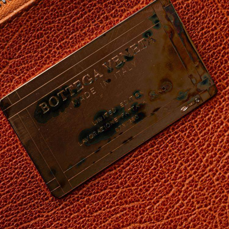 مملوكة مسبقًا Bottega Veneta Brown Small Lambskin Intreccio Cabat Tote