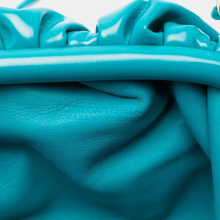 Pre Owned Bottega Veneta Blue Patent Beaded Strap The Mini Pouch Crossbody