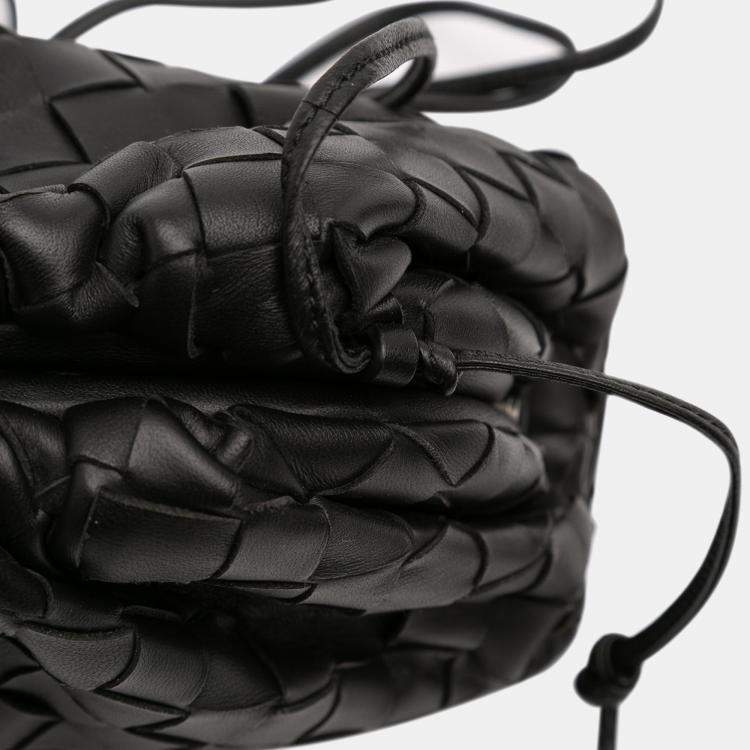Pre Owned Bottega Veneta Black Nappa Intrecciato The Mini Pouch Crossbody