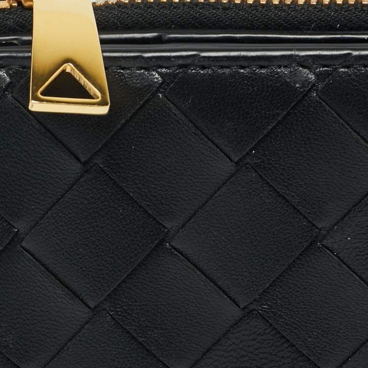 Pre Owned Bottega Veneta Black Intrecciato Leather Bifold Wallet