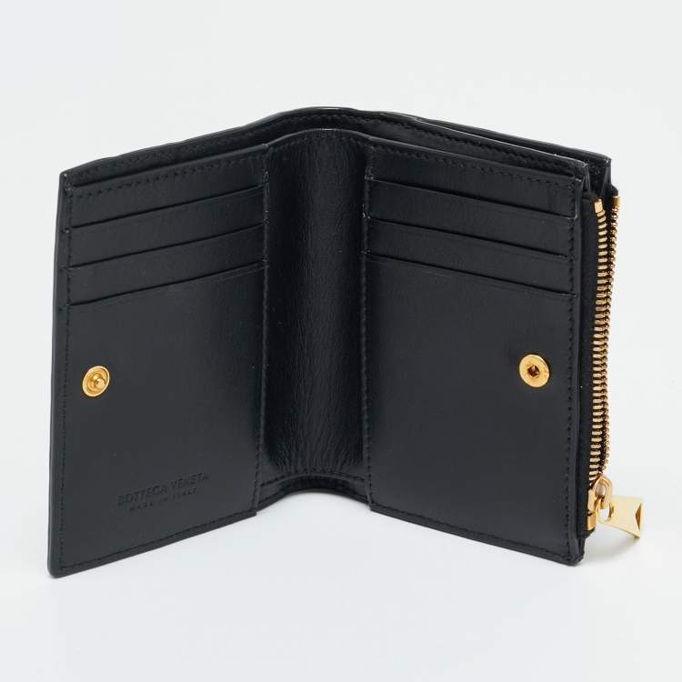 Pre Owned Bottega Veneta Black Intrecciato Leather Bifold Wallet