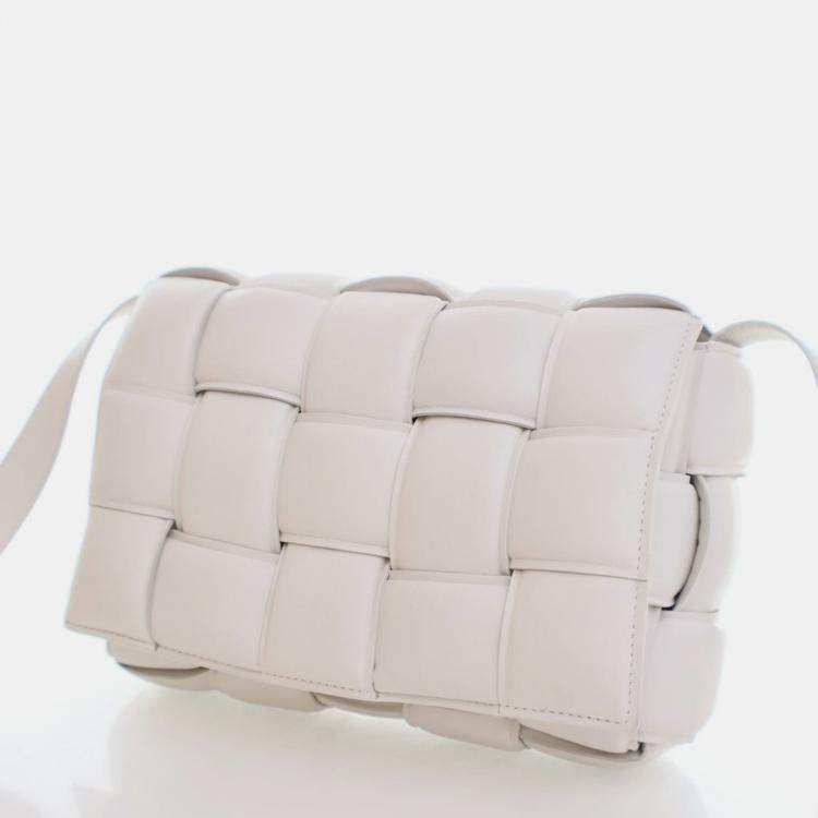 Pre Owned Bottega Veneta White Lambskin Padded Cassette