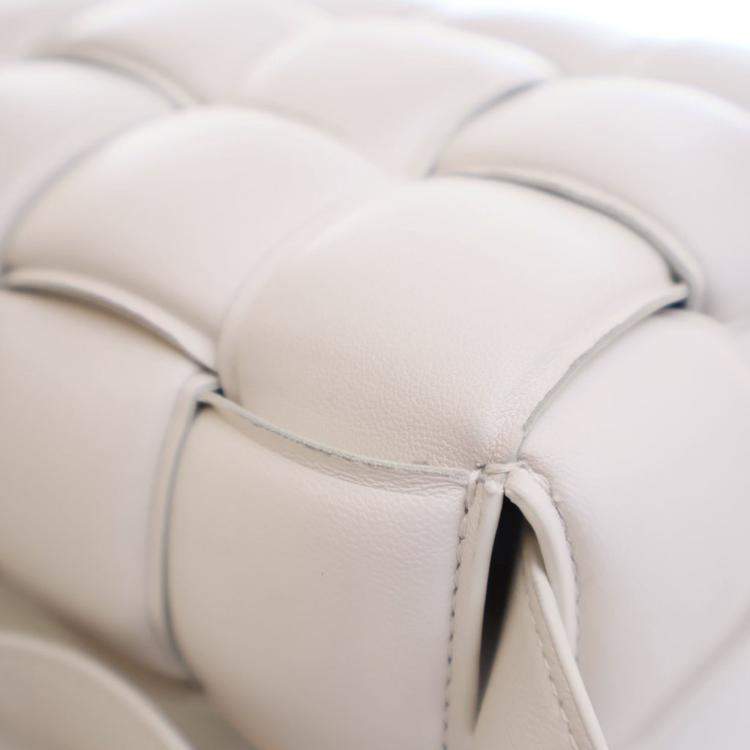 Pre Owned Bottega Veneta White Lambskin Padded Cassette