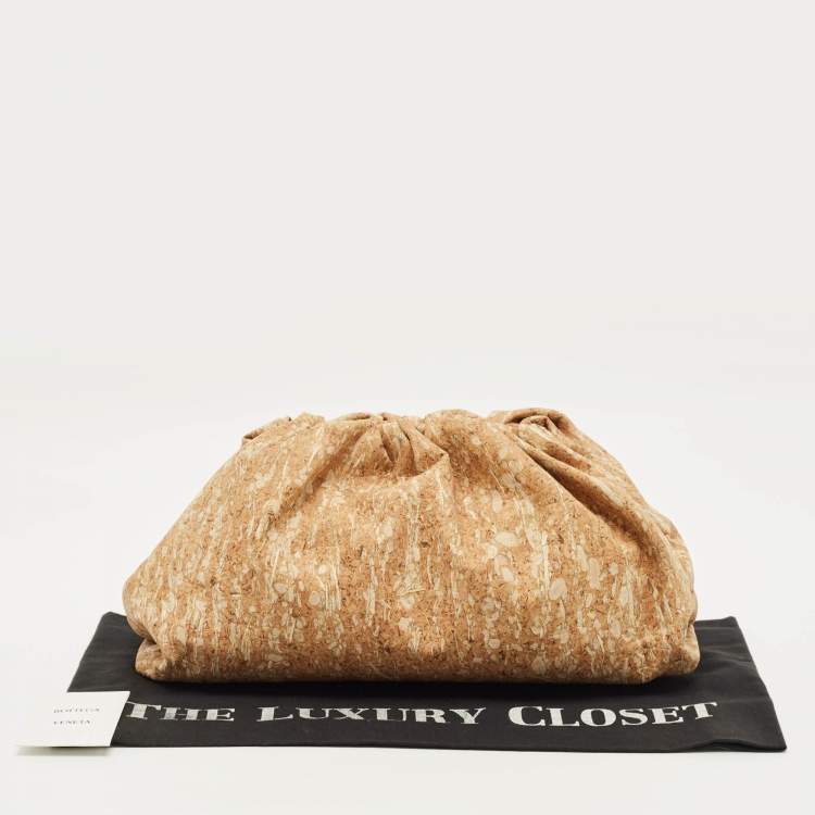 Pre Owned Bottega Veneta The Pouch Large Brown Cork Clutch