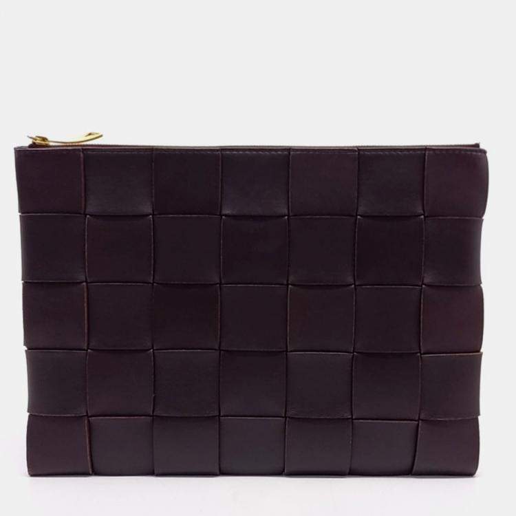 Pre Owned Bottega Veneta Burgundy Leather mesh clutch