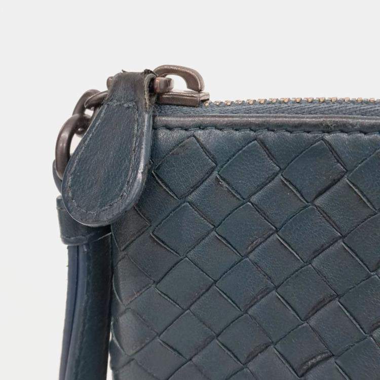 Pre Owned Bottega Veneta Blue Leather mesh clutch