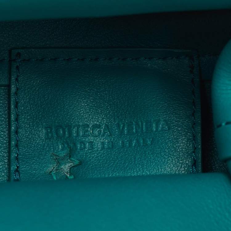 Pre Owned Bottega Veneta Teal Green Leather Small Point Triangle Bag