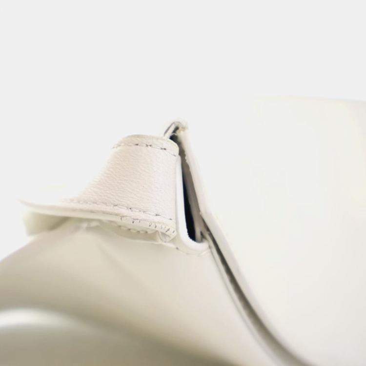 مملوكة مسبقًا Bottega Veneta Calfskin Cradle Shoulder Bag