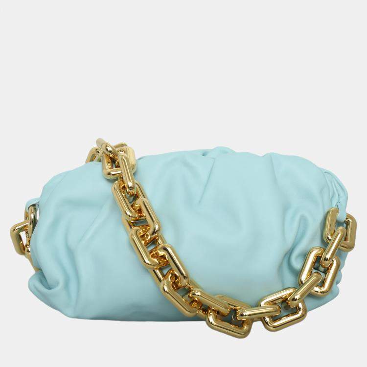 مملوكة مسبقًا Bottega Veneta Blue Calf Pouch With Chain