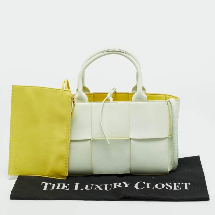 مملوكة مسبقًا Bottega Veneta Arco Mini Mint Green Intreccio Leather Tote