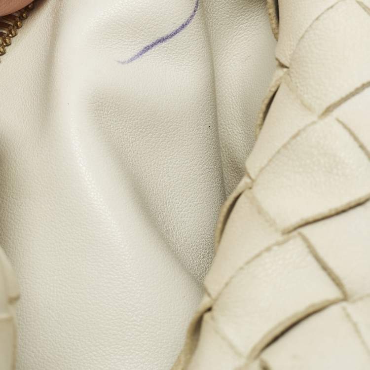 Pre Owned Bottega Veneta Jodie Mini Off White Intrecciato Leather Hobo