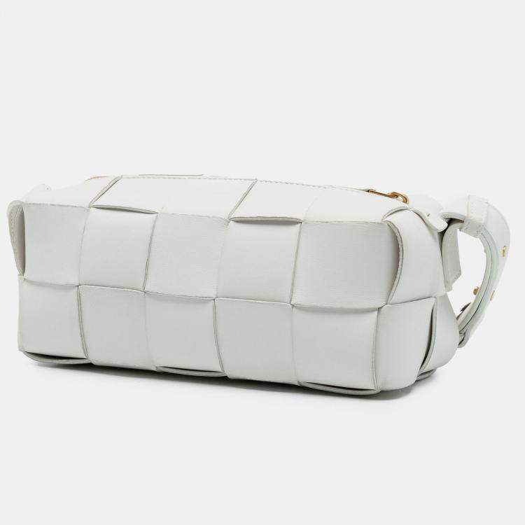 مملوكة مسبقًا Bottega Veneta White Small Lambskin Intrecciato Brick Cassette