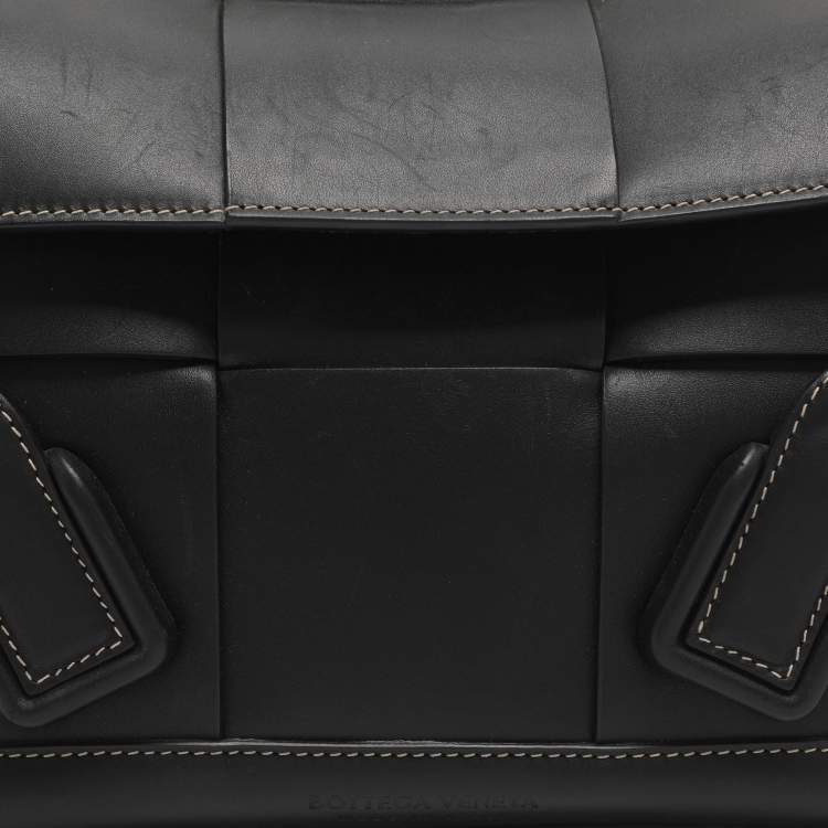 Pre Owned Bottega Veneta Arco Small Black Leather Tote