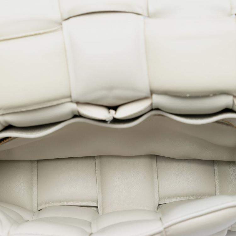 Pre Owned Bottega Veneta White Nappa Intrecciato Padded Cassette Crossbody