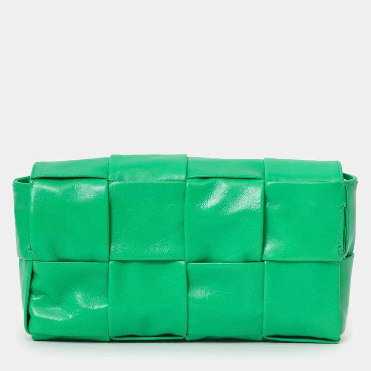 مملوكة مسبقًا Bottega Veneta Green Leather Cassette Bag