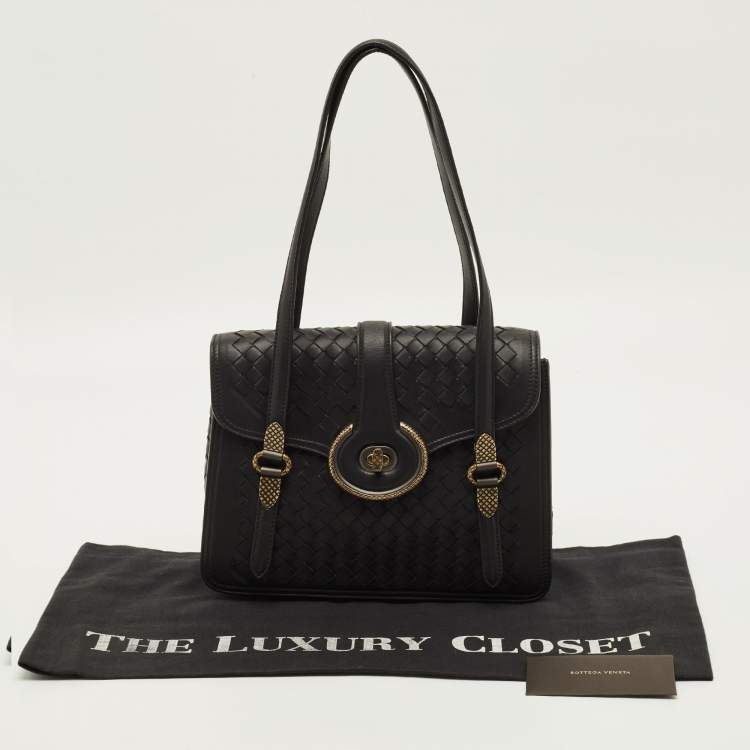 مملوكة مسبقًا Bottega Venetta Mezzaluna Black Intrecciato Leather Bag