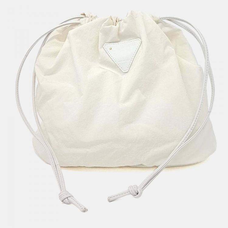 Pre Owned Bottega Veneta White Leather Triangle Basket