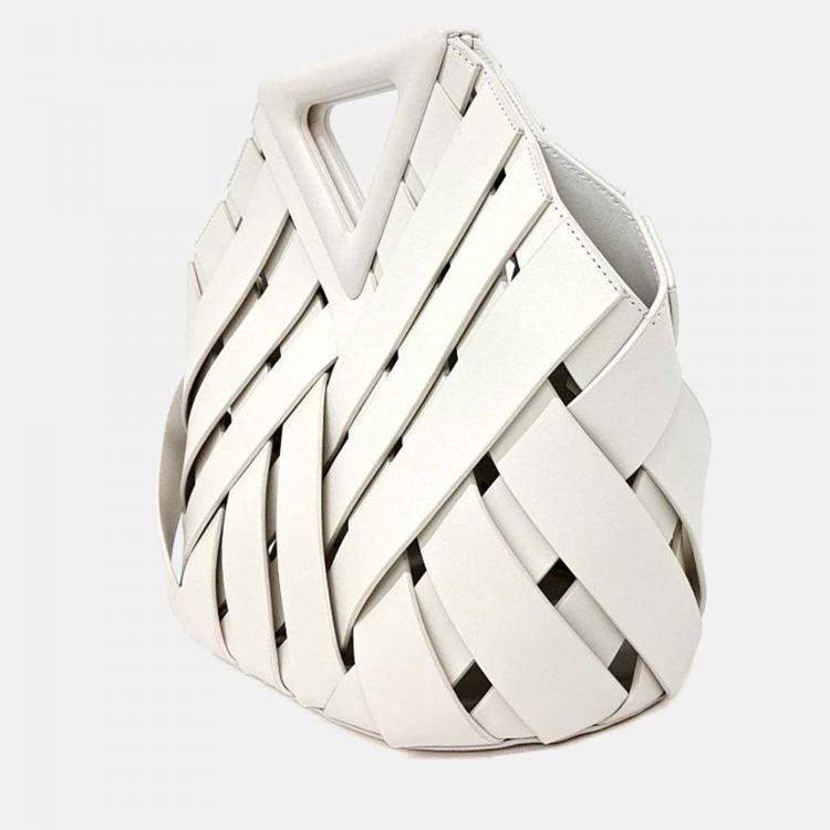 Pre Owned Bottega Veneta White Leather Triangle Basket