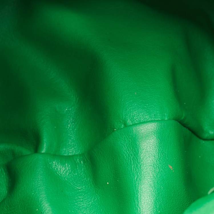 مملوكة مسبقًا Bottega Veneta Jodie Mini Intrecciato Leather Hobo