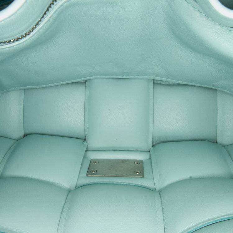 Pre Owned Bottega Veneta Blue Nappa Intrecciato Padded Cassette Crossbody