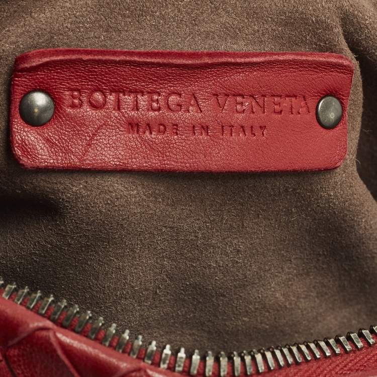 Pre Owned Bottega Veneta Pocket Red Intrecciato Leather Crossbody Bag
