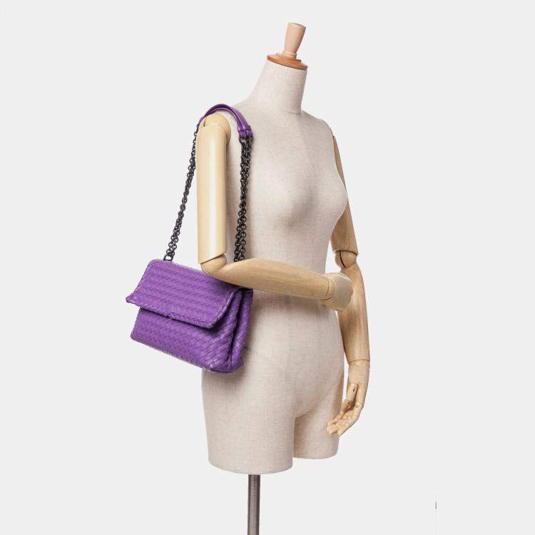 مملوكة مسبقًا Bottega Veneta Purple Small Nappa Intrecciato Olimpia Shoulder Bag