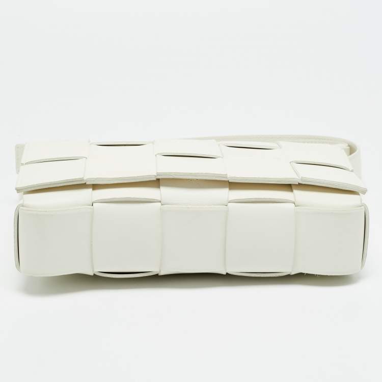 Pre Owned Bottega Veneta Cassette White Intrecciato Leather Shoulder Bag