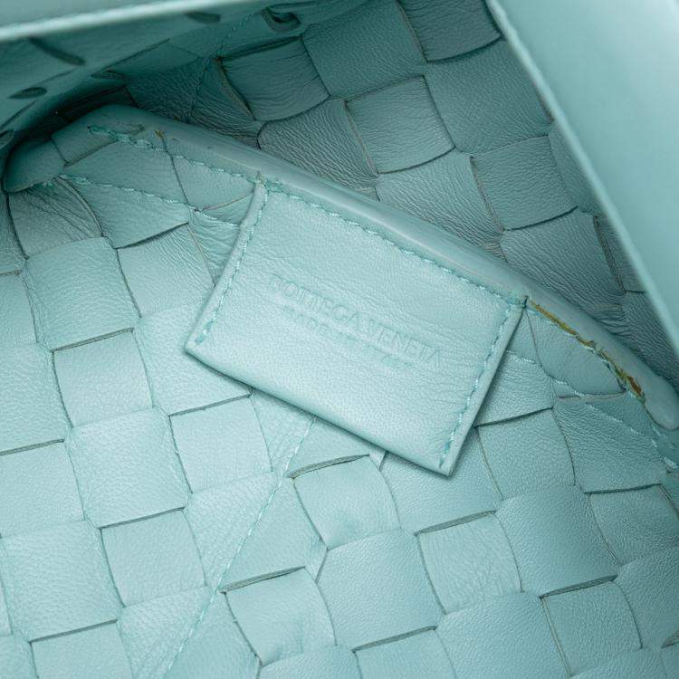 مملوكة مسبقًا Bottega Veneta Blue Lambskin Intrecciato Tie Shoulder Bag