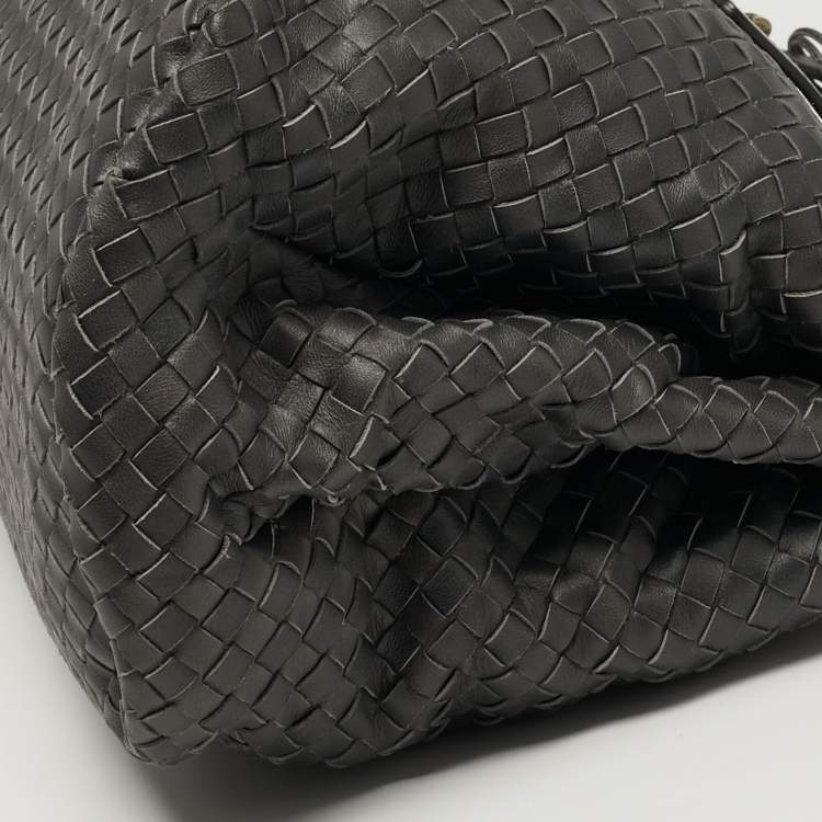مملوكة مسبقًا Bottega Veneta Roma Medium Dark Grey Intrecciato Leather Tote