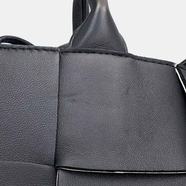 Pre Owned Bottega Veneta Maxi Intrecciato Candy Alco Tote Black/White Leather