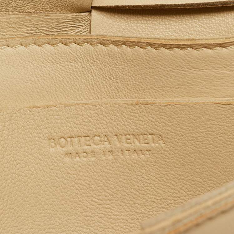Pre Owned Bottega Veneta Cassette Mini Beige Intrecciato Leather Belt Bag